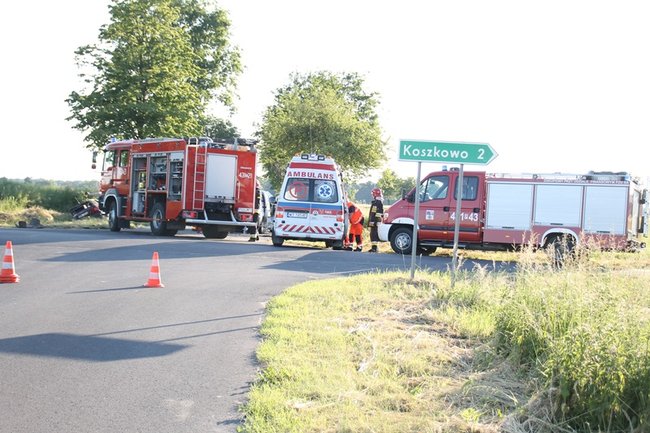Zderzyły się dwie osobówki - zdjęcia