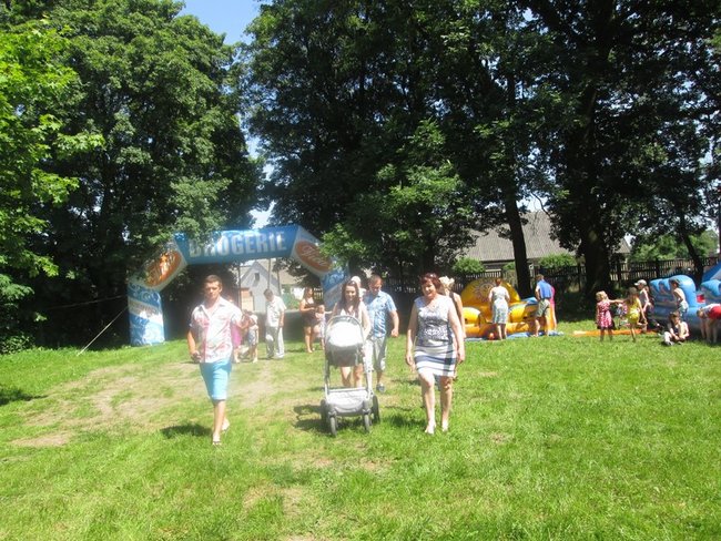 Klaun rozbawił wszystkich - zdjęcia