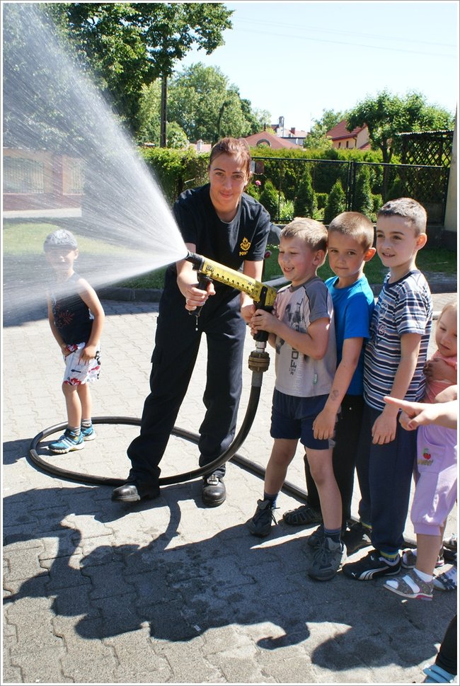 Przedszkolaki w remizie - zdjęcia