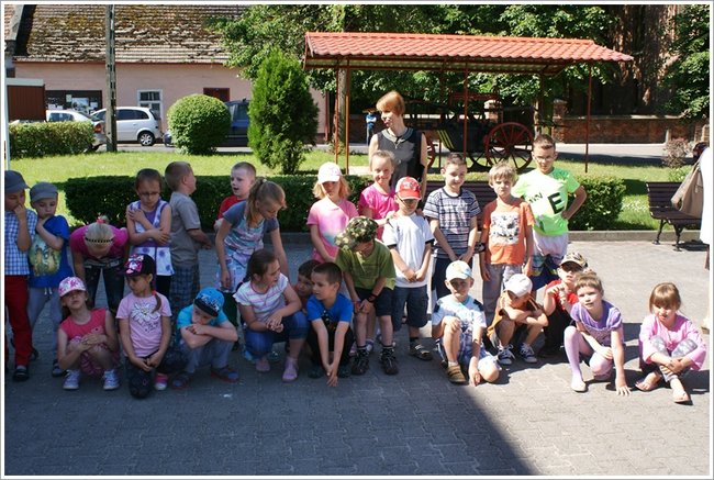 Przedszkolaki w remizie - zdjęcia