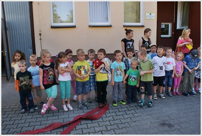 Przedszkolaki w remizie - zdjęcia