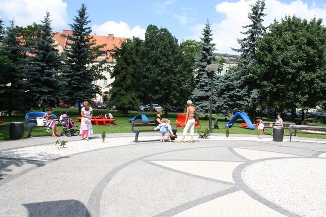 Usiądź na literkach