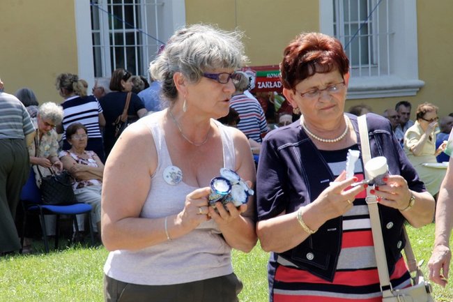 Seniorzy opanowali Świętą Górę - zdjęcia