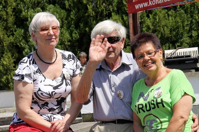 Seniorzy opanowali Świętą Górę - zdjęcia