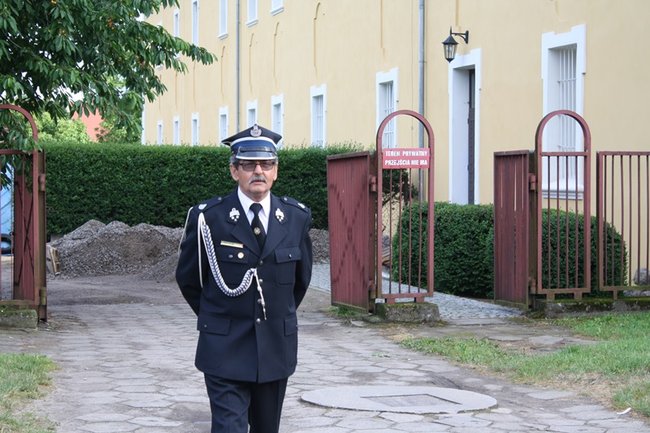 Witani z otwartymi rękoma - zdjęcia