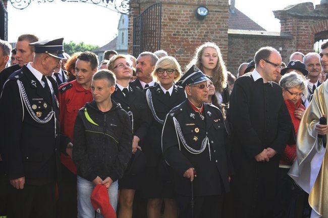 Witani z otwartymi rękoma - zdjęcia