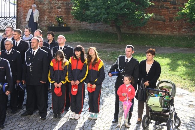 Witani z otwartymi rękoma - zdjęcia