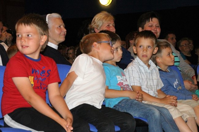 I żyli długo i szczęśliwie - zdjęcia