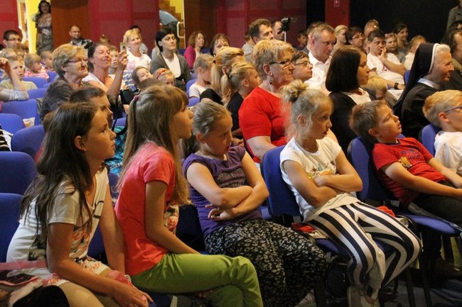 I żyli długo i szczęśliwie - zdjęcia