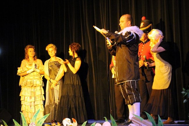 I żyli długo i szczęśliwie - zdjęcia