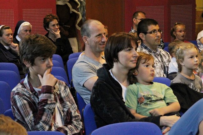 I żyli długo i szczęśliwie - zdjęcia