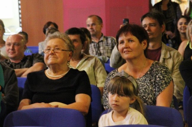 I żyli długo i szczęśliwie - zdjęcia