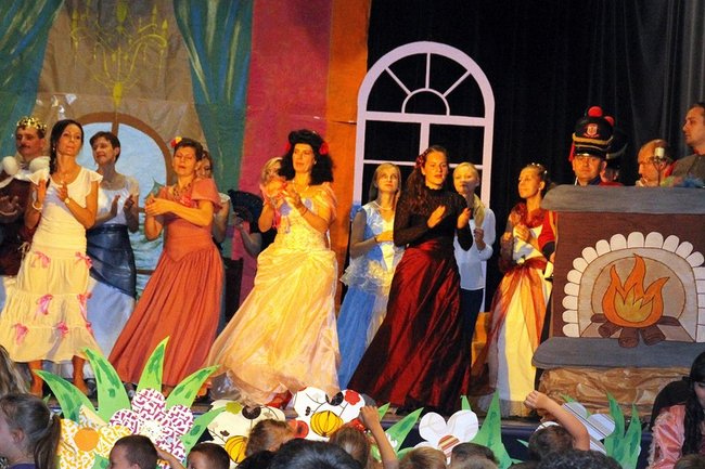 I żyli długo i szczęśliwie - zdjęcia