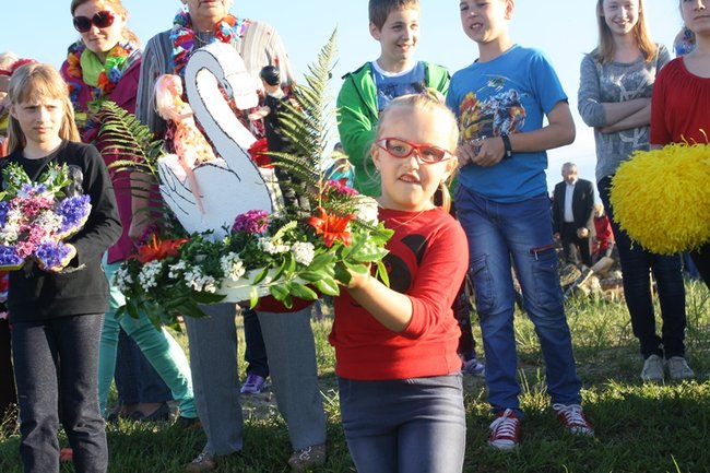 Puszczali wianki po stawie - zdjęcia