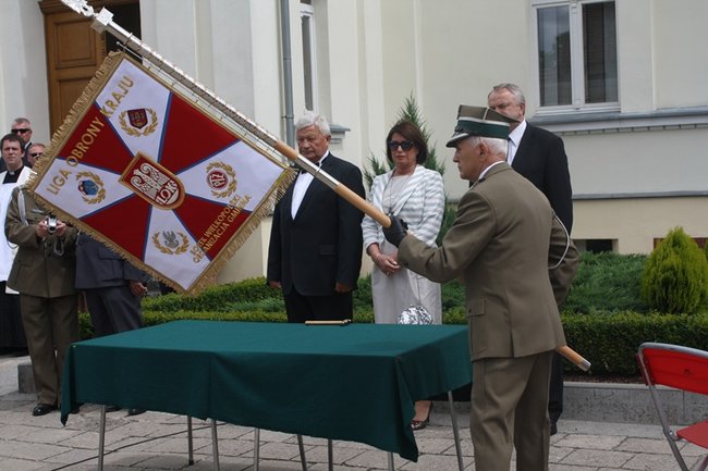 Mają nowy sztandar - zdjęcia