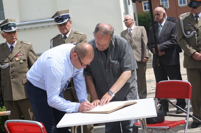 Mają nowy sztandar - zdjęcia