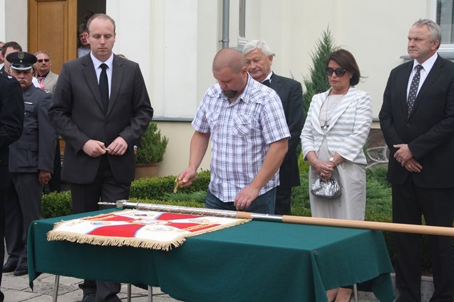 Mają nowy sztandar - zdjęcia
