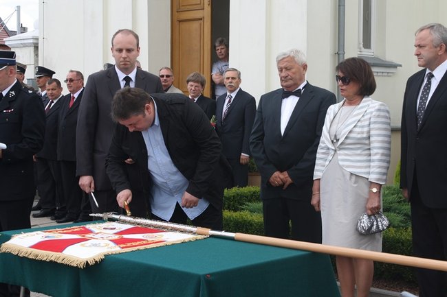 Mają nowy sztandar - zdjęcia