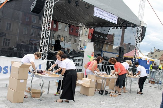 Impreza mlekiem płynąca - zdjęcia