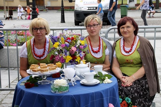 Impreza mlekiem płynąca - zdjęcia