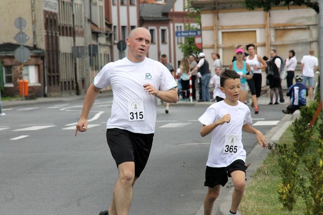 Pobiegli ulicami Gostynia - zdjęcia