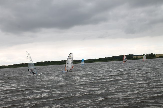 Przy pełnym wietrze - zdjęcia