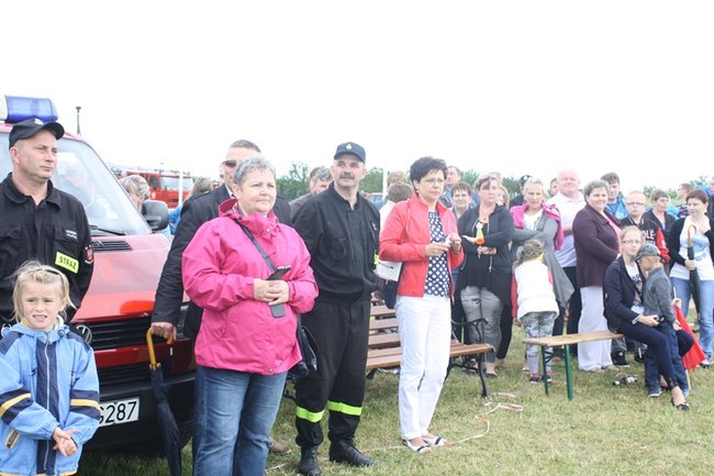 Rywalizowali w deszczu