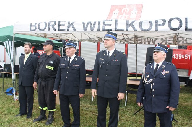 Rywalizowali w deszczu