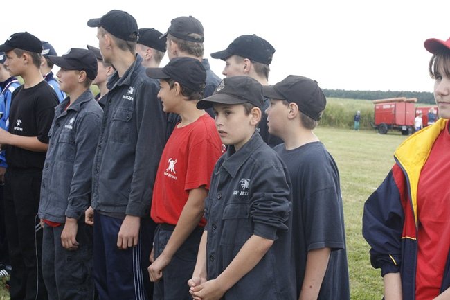 Rywalizowali w deszczu