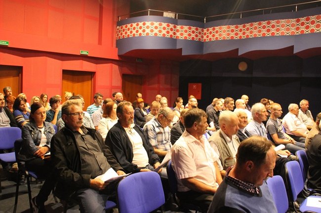 Kto wyśmiewa się z policji?