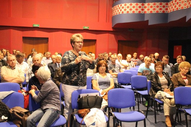 Kto wyśmiewa się z policji?