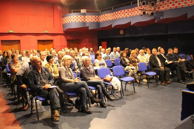 Kto wyśmiewa się z policji?