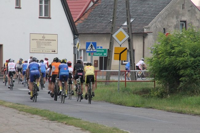 Pokonają 200 km rowerem - zdjęcia