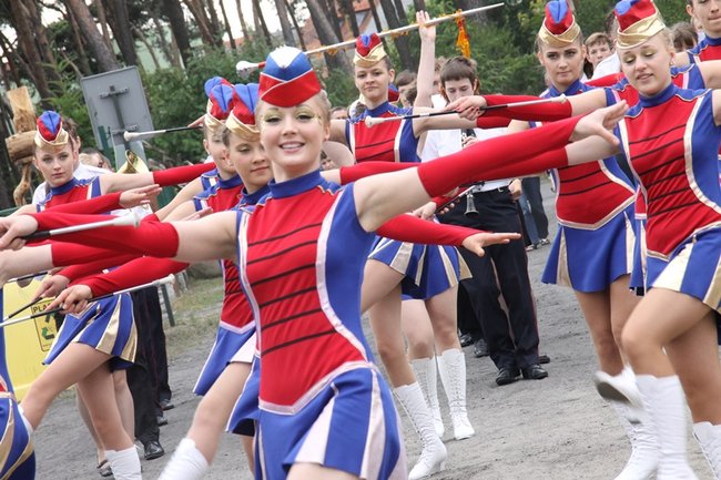 Setki rowerzystów na trasie