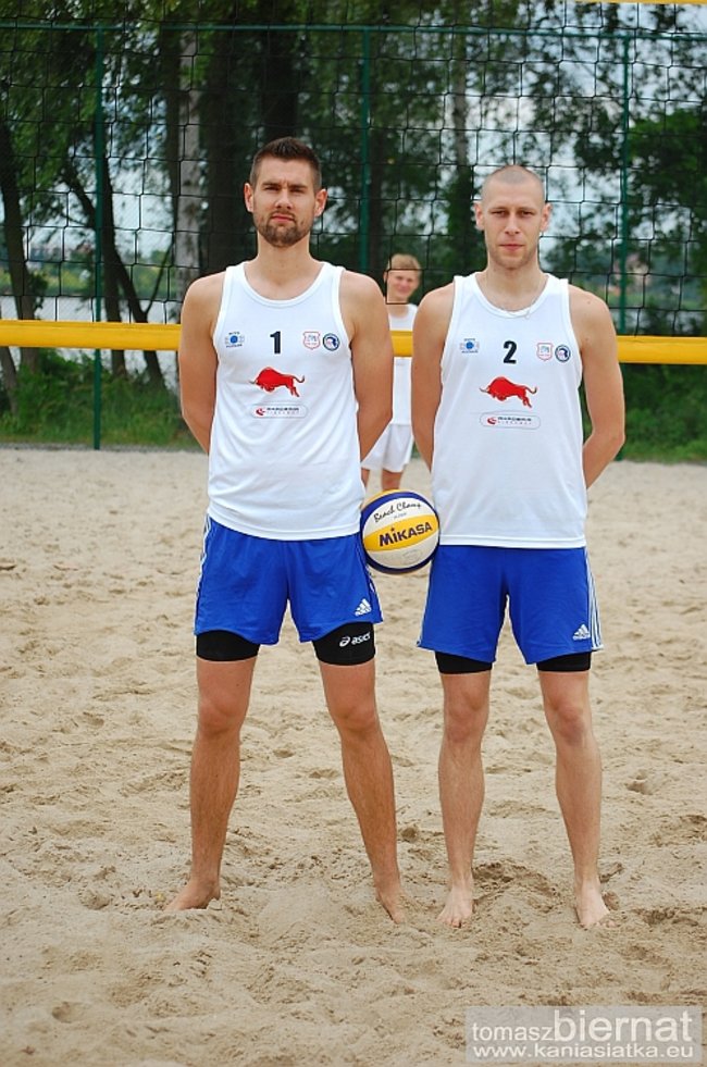 Siatkarskie emocje na plaży - zdjęcia