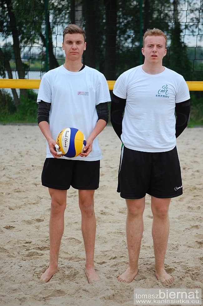 Siatkarskie emocje na plaży - zdjęcia