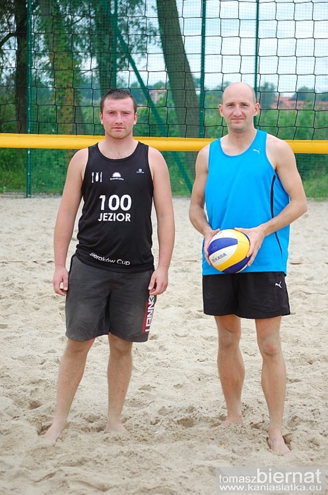 Siatkarskie emocje na plaży - zdjęcia
