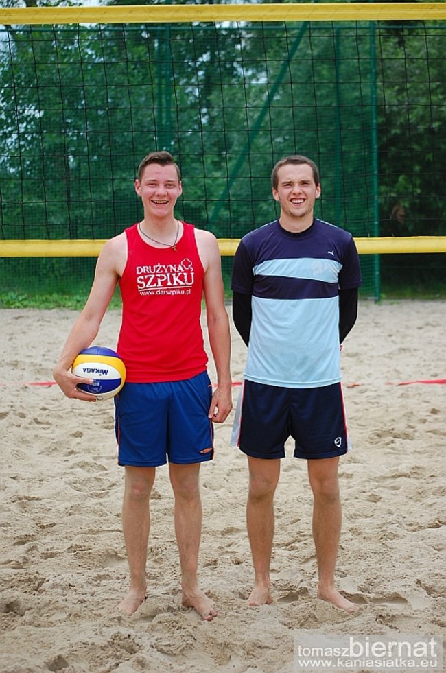 Siatkarskie emocje na plaży - zdjęcia
