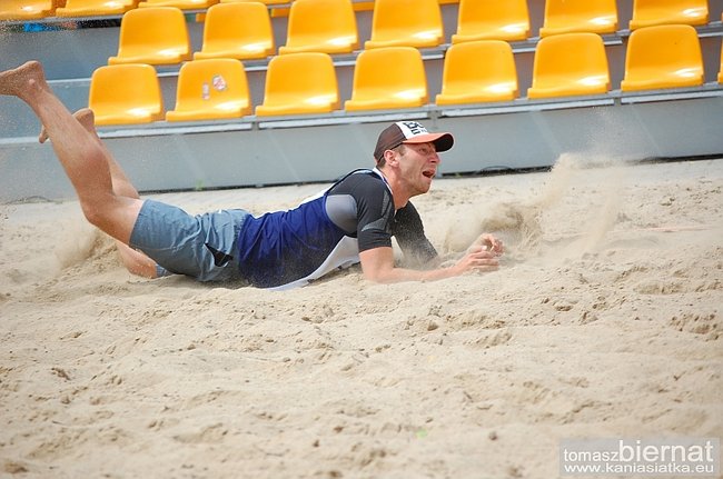 Siatkarskie emocje na plaży - zdjęcia