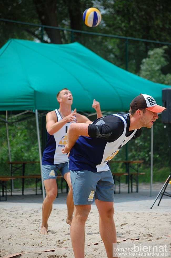 Siatkarskie emocje na plaży - zdjęcia