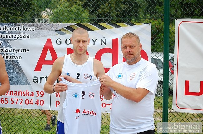 Siatkarskie emocje na plaży - zdjęcia