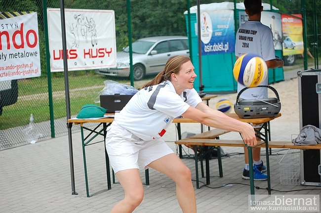 Siatkarskie emocje na plaży - zdjęcia