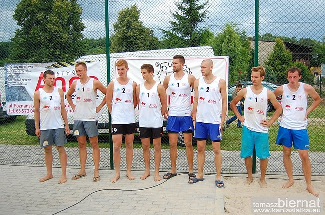 Siatkarskie emocje na plaży - zdjęcia