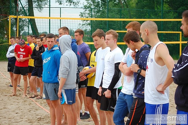 Siatkarskie emocje na plaży - zdjęcia