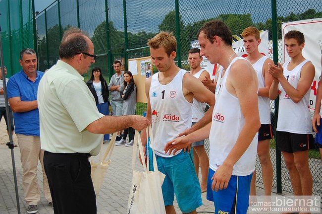 Siatkarskie emocje na plaży - zdjęcia