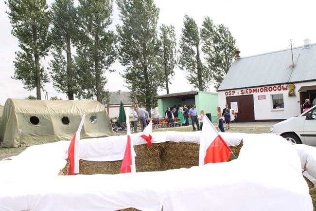 Pogadanka przy okrągłym stole - zdjęcia