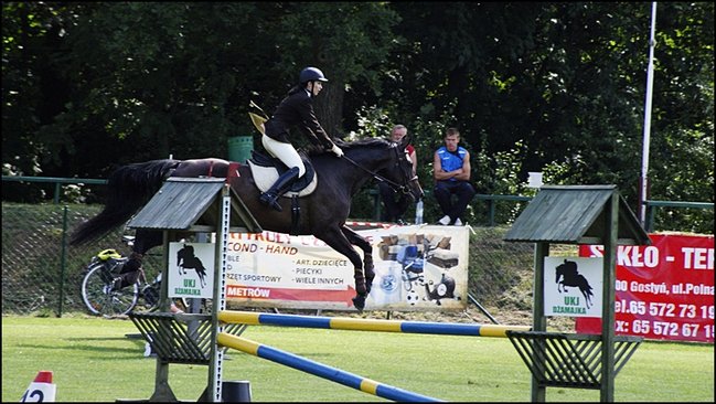 Tłumy na zawodach  - zdjęcia