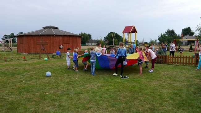 Dożynki z bukietami kwiatów - zdjęcia