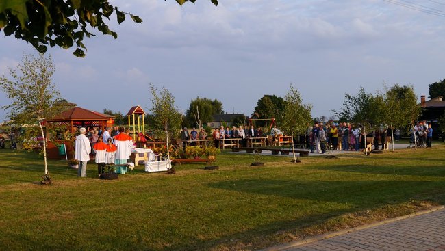 Dożynki z bukietami kwiatów - zdjęcia