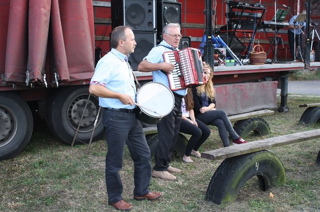 Tańczyli jak im zagrała - zdjęcia
